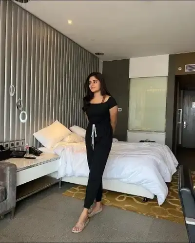 Khirkiya Call Girl Service